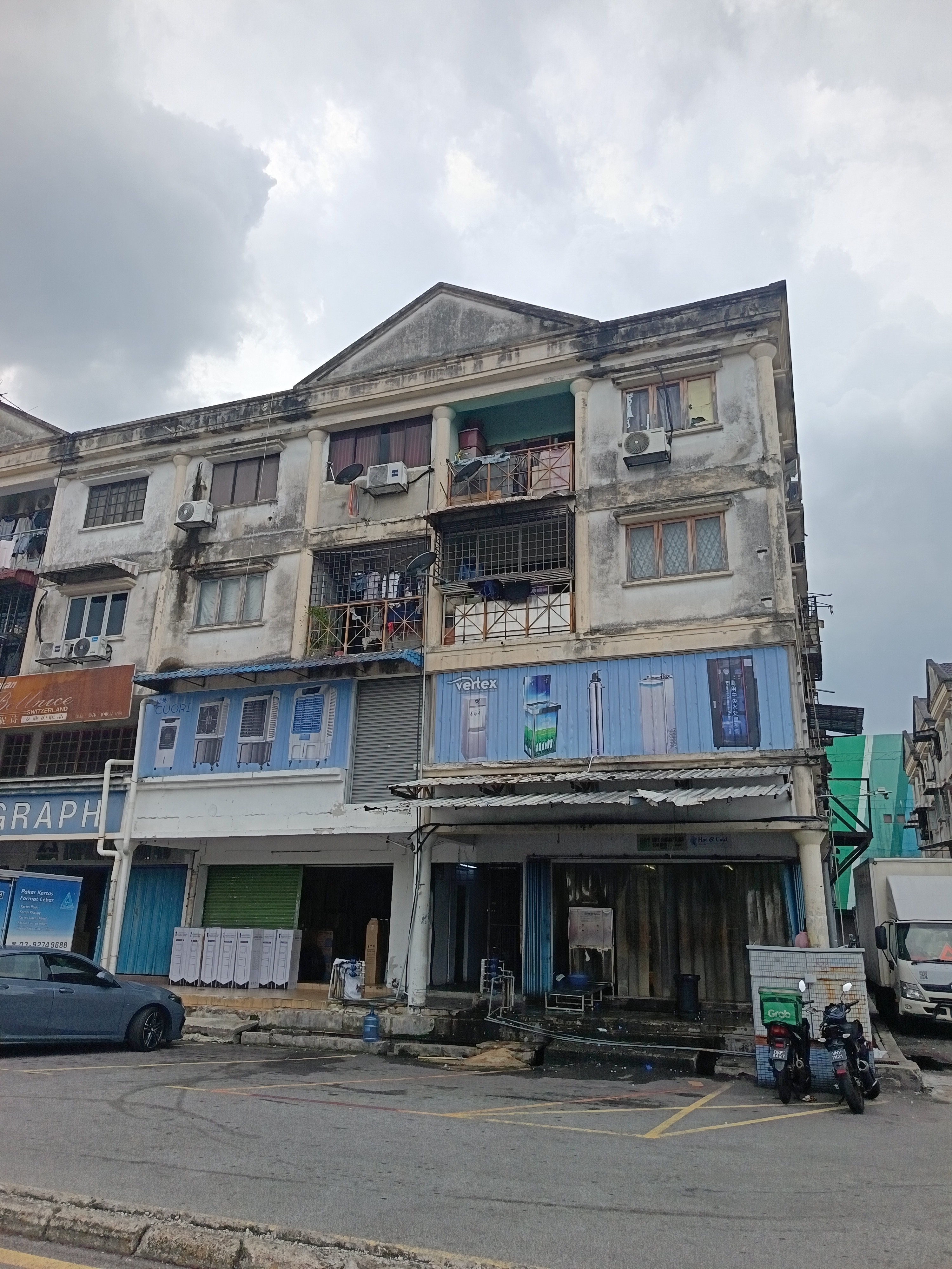 Apartment di Pandan Indah Kuala Lumpur
